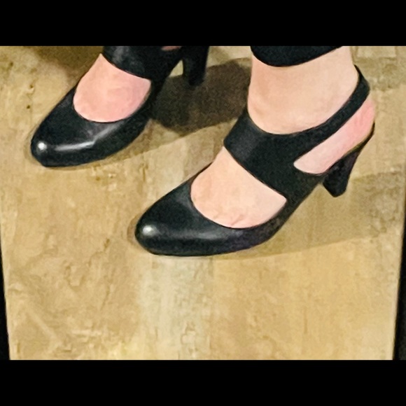 Atelier Slingback strap shoes - Picture 2 of 5